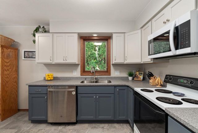2725 Whitlock Road, Madison, WI 53719