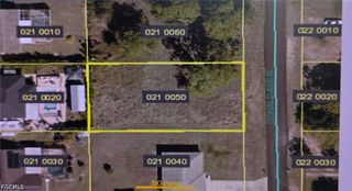 103 Donald AVE N, Lehigh Acres, FL 33971