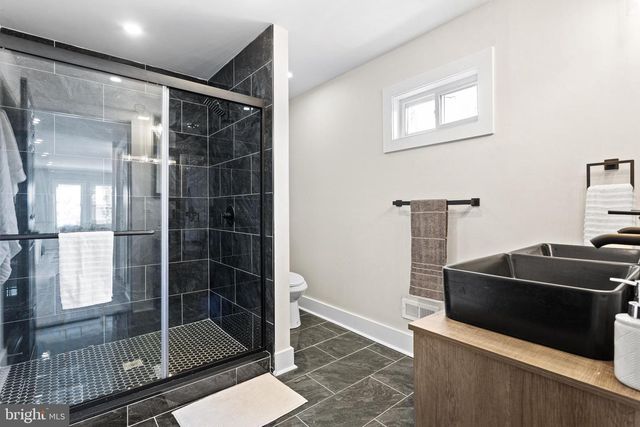 309 UNION AVE, Cherry Hill, NJ 08002