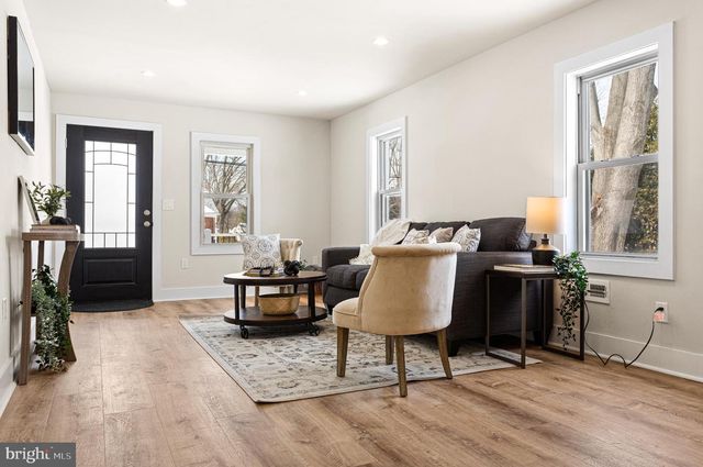 309 UNION AVE, Cherry Hill, NJ 08002