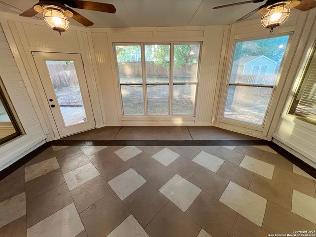 1511 SPRINGHOUSE ST, San Antonio, TX 78251