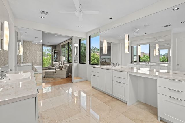 2114 Potomac Drive A, Houston, TX 77057