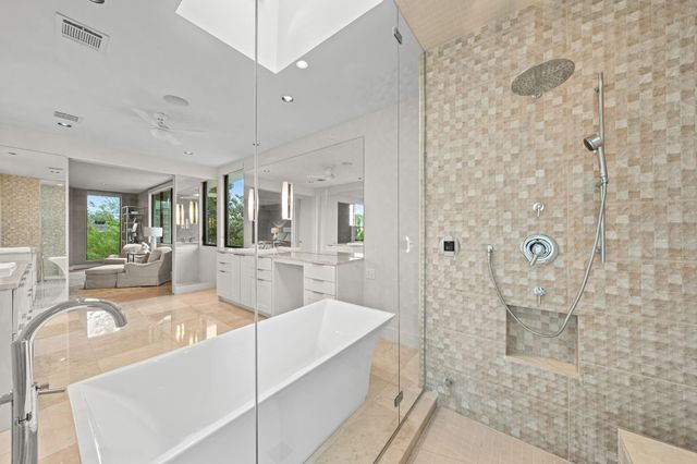 2114 Potomac Drive A, Houston, TX 77057
