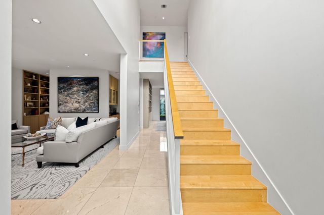 2114 Potomac Drive A, Houston, TX 77057