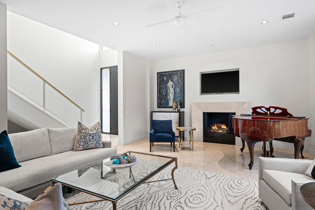 2114 Potomac Drive A, Houston, TX 77057
