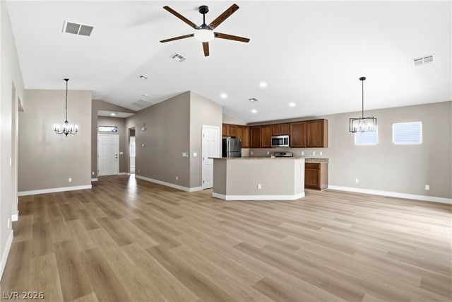 3024 Bublin Bay Avenue, North Las Vegas, NV 89081