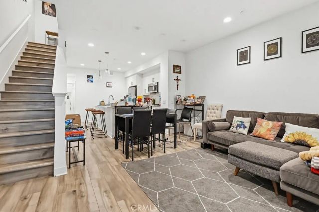 2538 Valentina Way 5, Commerce, CA 90040