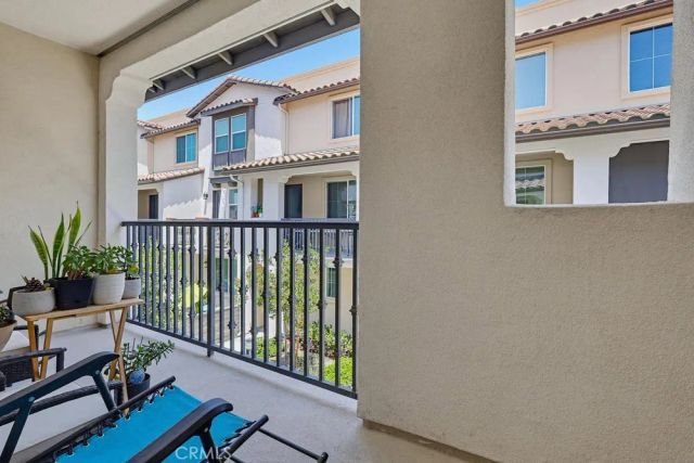 2538 Valentina Way 5, Commerce, CA 90040