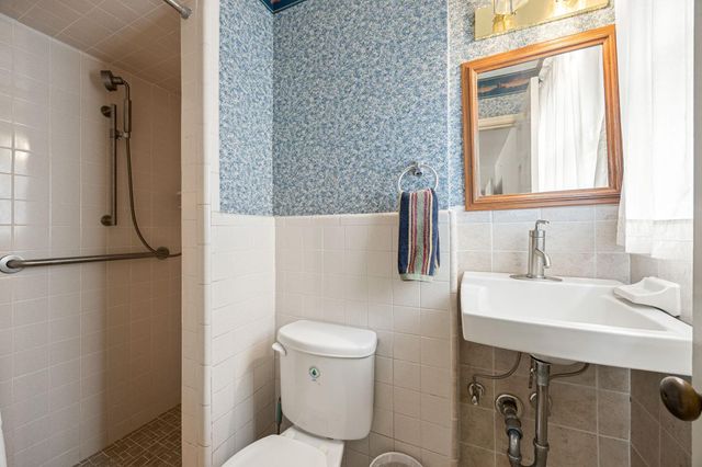 13515 Perthshire Road, Houston, TX 77079