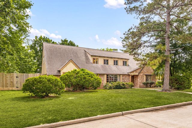 13515 Perthshire Road, Houston, TX 77079