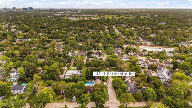 13515 Perthshire Road, Houston, TX 77079