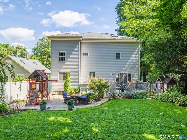 26 Abbott Avenue, Ridgefield, CT 06877