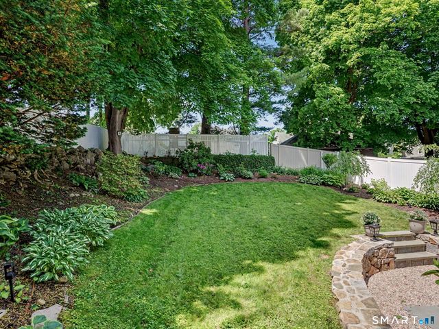 26 Abbott Avenue, Ridgefield, CT 06877