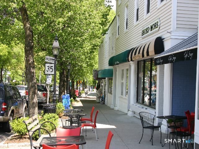 26 Abbott Avenue, Ridgefield, CT 06877
