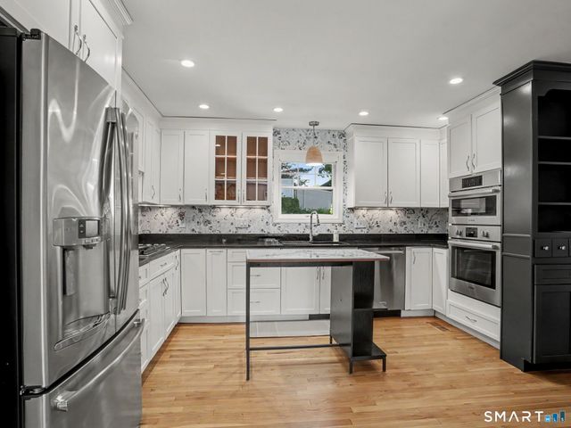 26 Abbott Avenue, Ridgefield, CT 06877