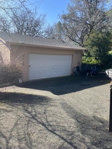 7630 Walnut Ln, Lower Lake, CA 95457