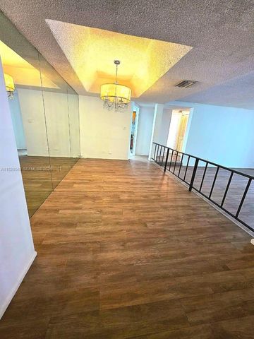 3730 Inverrary Drive H1V, Lauderhill, FL 33319