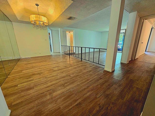 3730 Inverrary Drive H1V, Lauderhill, FL 33319