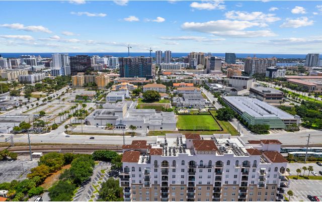 616 Clearwater Park Road 1203, West Palm Beach, FL 33401