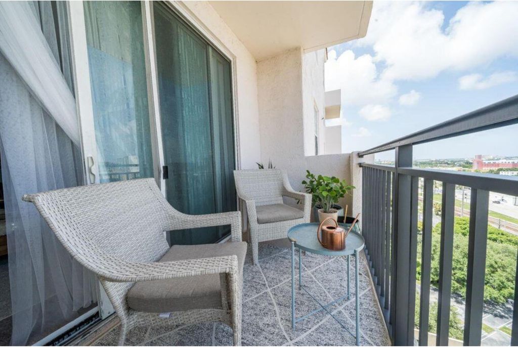 616 Clearwater Park Road 1203, West Palm Beach, FL 33401
