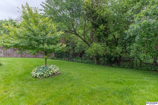 16263 Loop Street, Omaha, NE 68136
