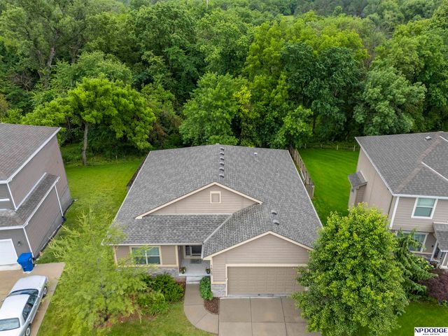 16263 Loop Street, Omaha, NE 68136