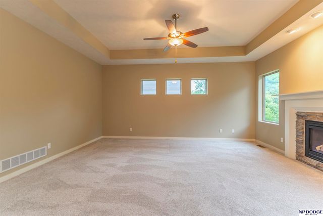 16263 Loop Street, Omaha, NE 68136