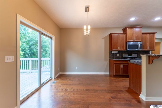 16263 Loop Street, Omaha, NE 68136
