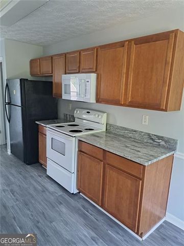 3259 MEADOW POINT Drive, Snellville, GA 30039