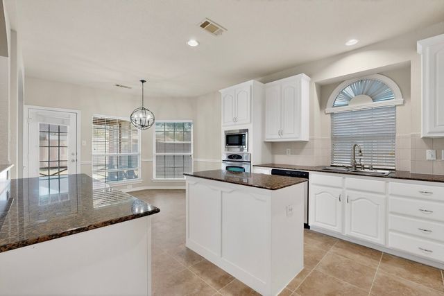 8613 Russell Drive, Rowlett, TX 75089