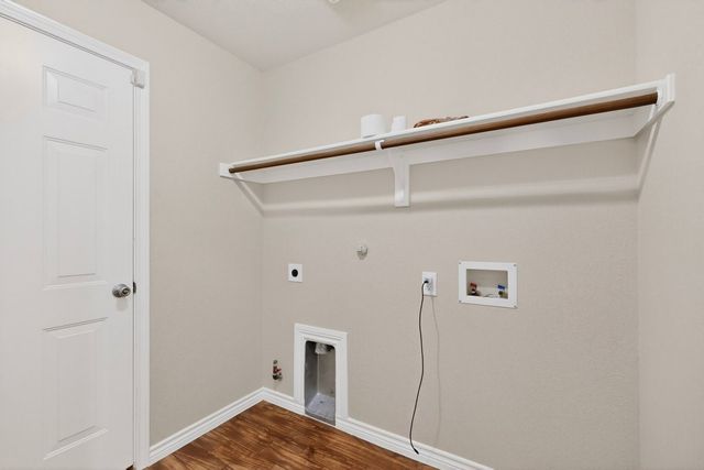 8613 Russell Drive, Rowlett, TX 75089