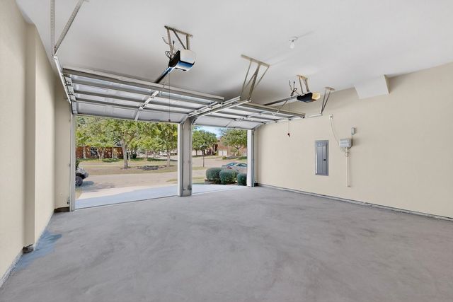 8613 Russell Drive, Rowlett, TX 75089