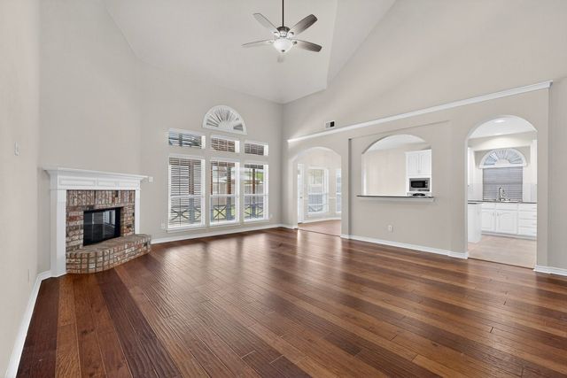 8613 Russell Drive, Rowlett, TX 75089