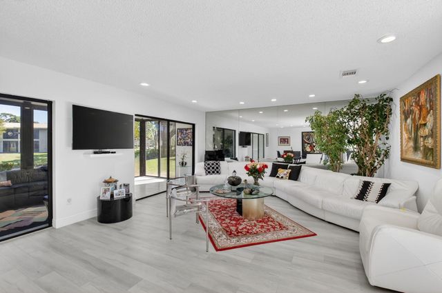 36 Westgate Lane C, Boynton Beach, FL 33436