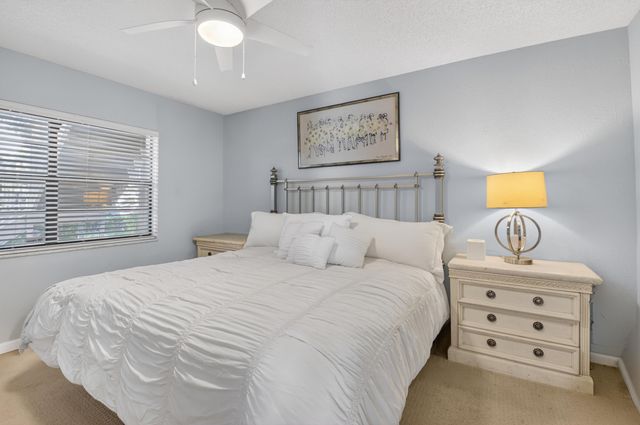 36 Westgate Lane C, Boynton Beach, FL 33436