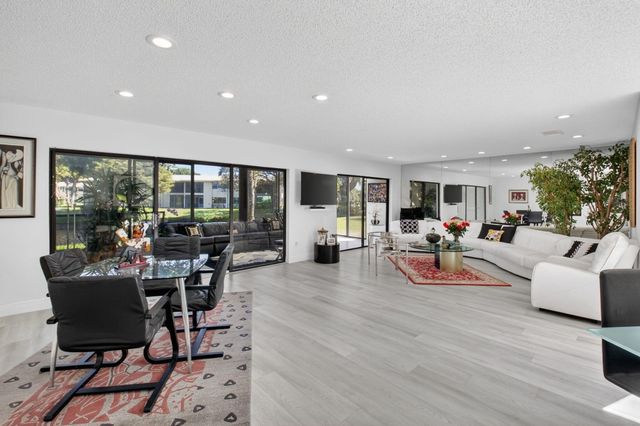 36 Westgate Lane C, Boynton Beach, FL 33436