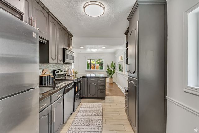 523 E WILMINGTON AVE, Salt Lake City, UT 84106