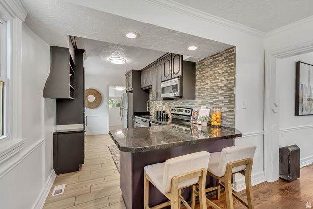 523 E WILMINGTON AVE, Salt Lake City, UT 84106