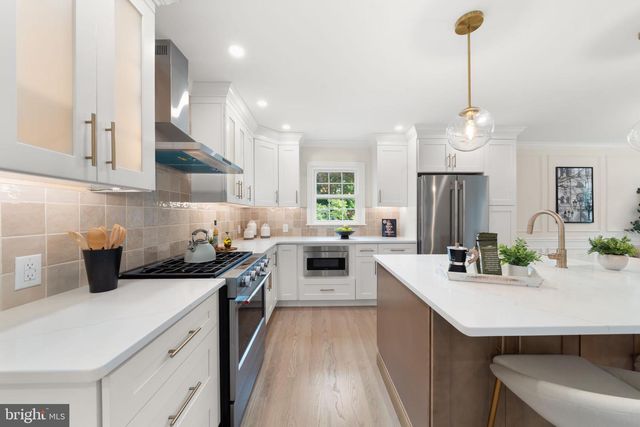 1101 WEBSTER DR, Wilmington, DE 19803