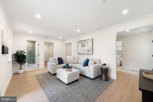 1101 WEBSTER DR, Wilmington, DE 19803