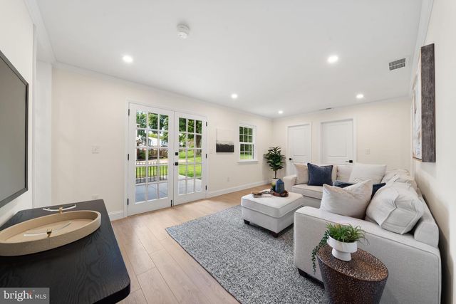 1101 WEBSTER DR, Wilmington, DE 19803