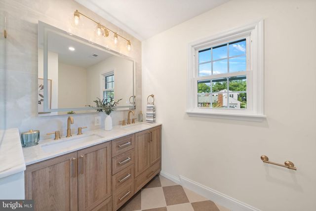 1101 WEBSTER DR, Wilmington, DE 19803