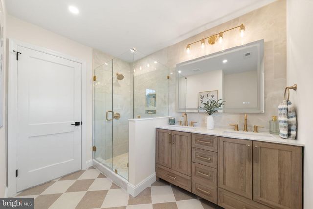 1101 WEBSTER DR, Wilmington, DE 19803