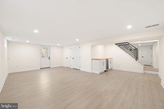 1101 WEBSTER DR, Wilmington, DE 19803