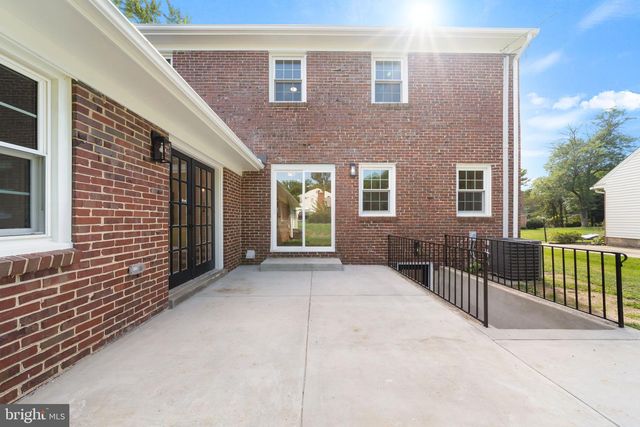 1101 WEBSTER DR, Wilmington, DE 19803