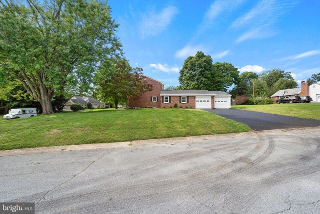 1101 WEBSTER DR, Wilmington, DE 19803