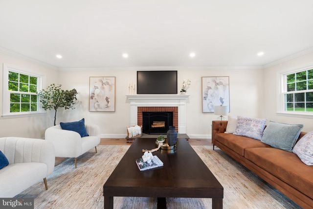 1101 WEBSTER DR, Wilmington, DE 19803