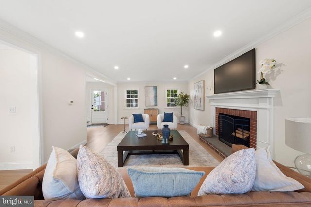 1101 WEBSTER DR, Wilmington, DE 19803