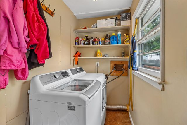 3113 Amherst Street, Des Moines, IA 50313