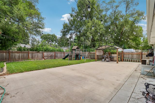3113 Amherst Street, Des Moines, IA 50313